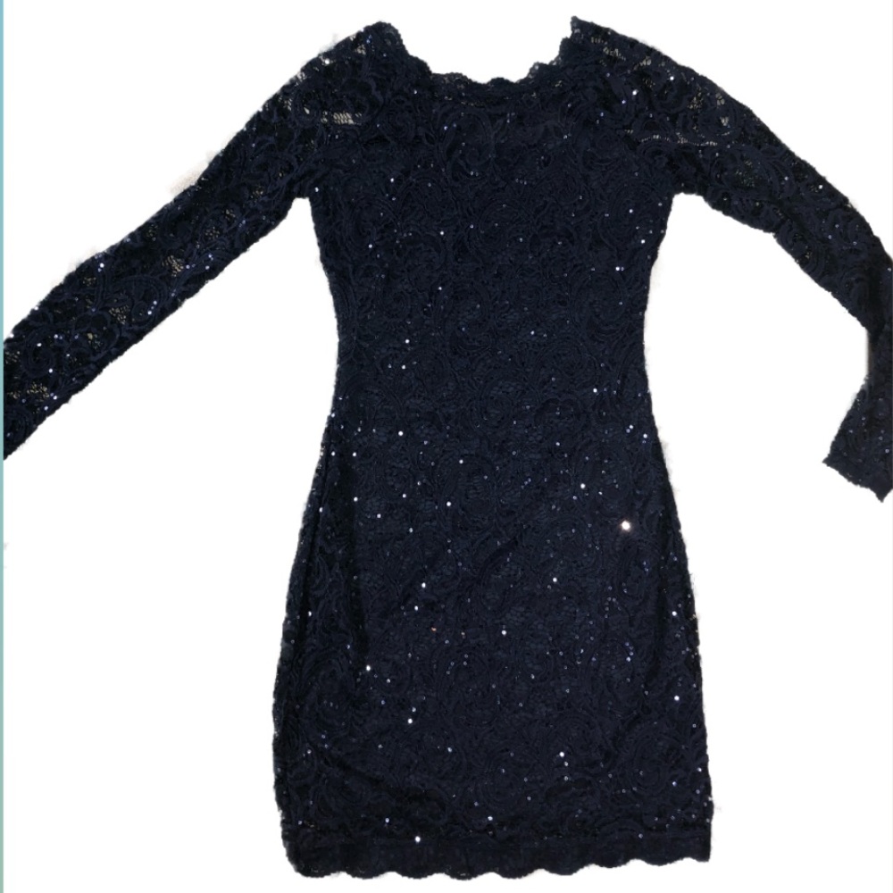 Blue long sleeve lace dress